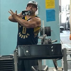 Meet your Posher, Justin